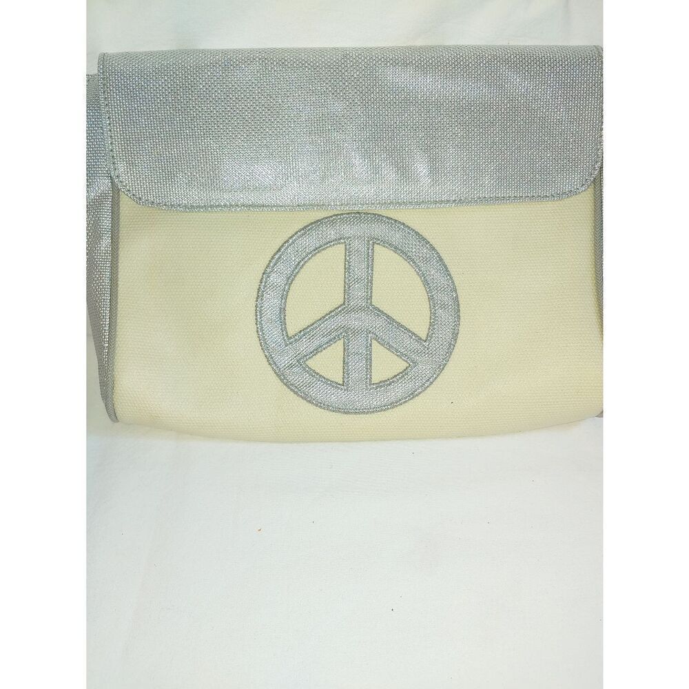 Dante Beatrix Women's Nylon/Plastic/Vinyl Cream/Silver Clutch Handbag.